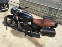 Wilder Factory 2016+ Triumph flat seat